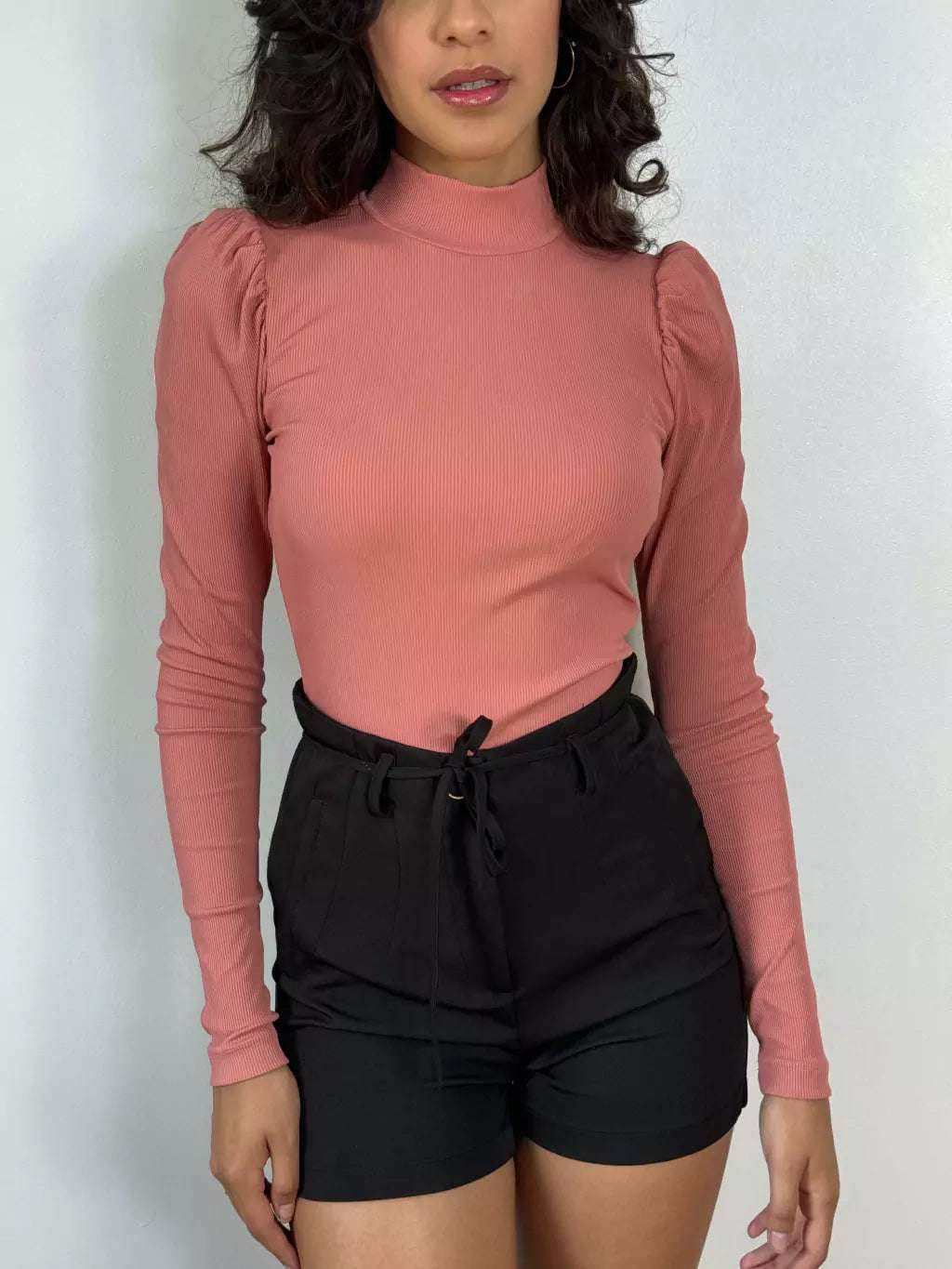 Blusa Manga Longa Gola Alta Princess Leon - Leon Elegance