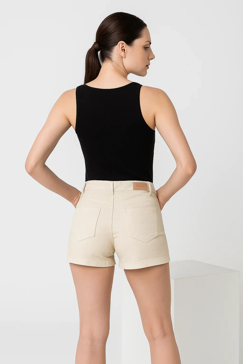 Shorts De Linho Leon