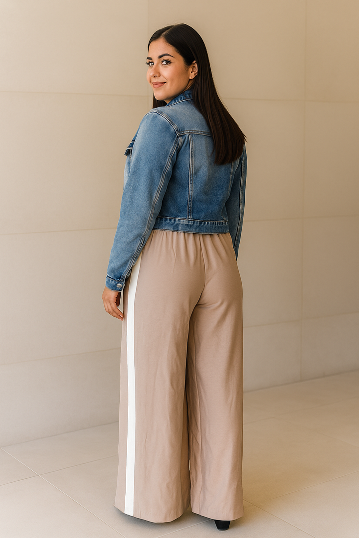 Calça Conforto Feminina Bege Listra Lateral Branca