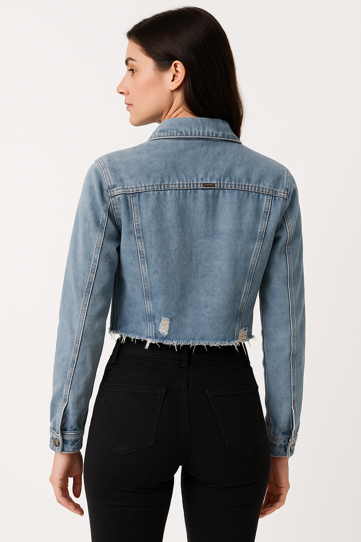 Jaqueta Jeans Cropped Feminina com Franjas de Strass