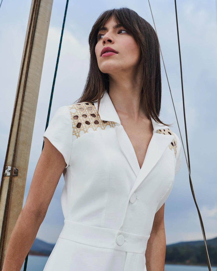 Macacão Femme Bordado Leon - Leon Elegance