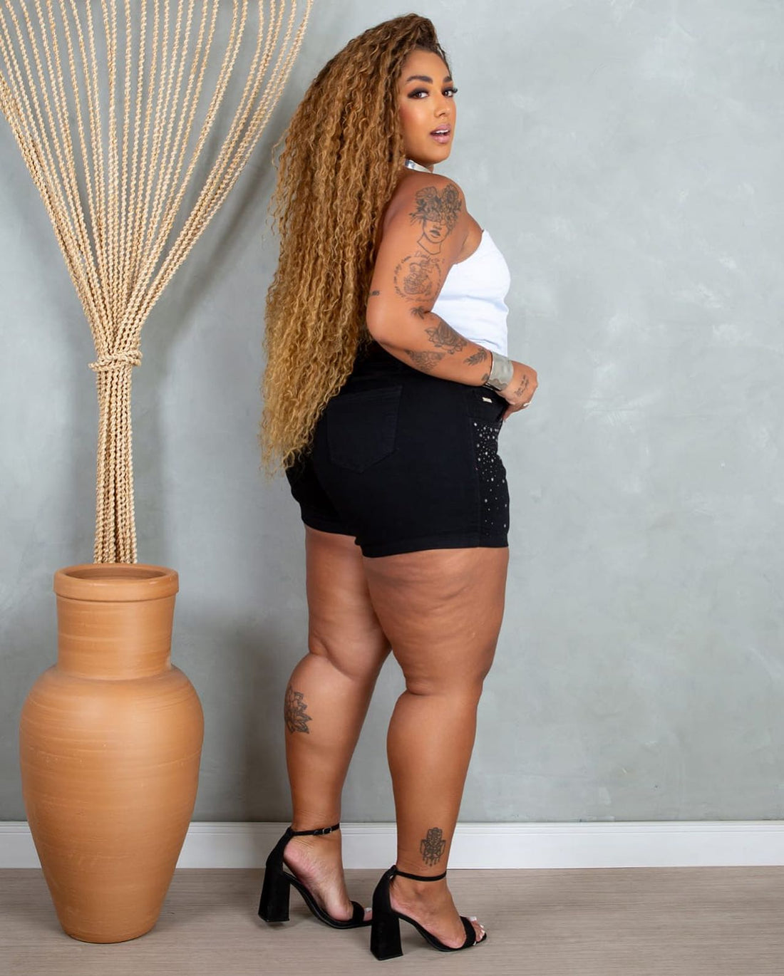 Short Jeans Preto Brilho FoFinha