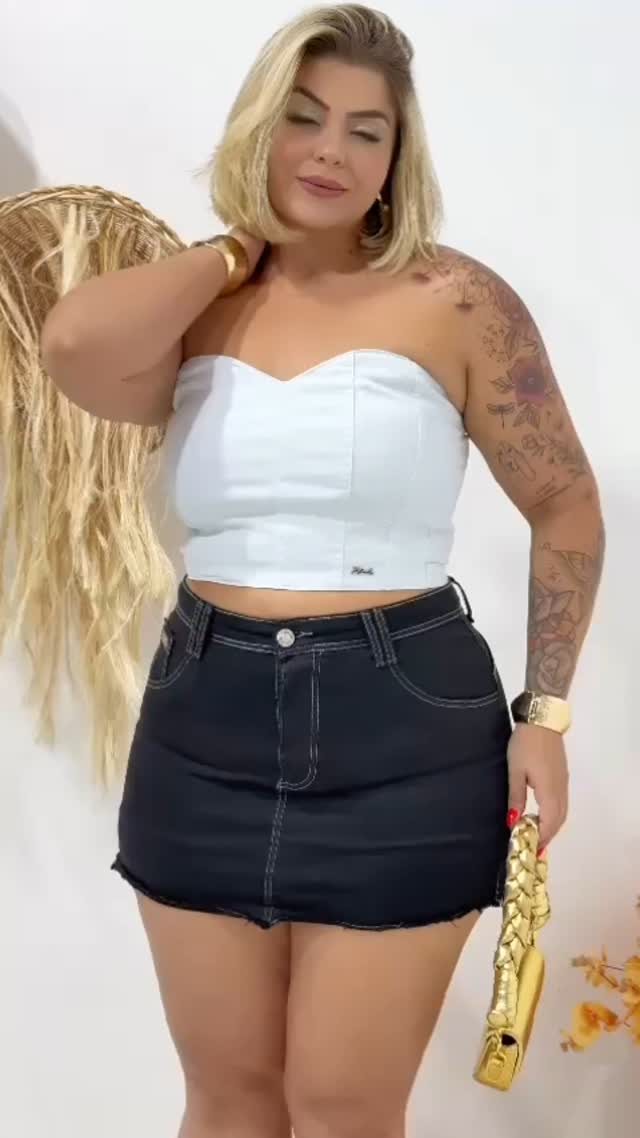 Cropped Tomara que Caia Estruturado Plus Size Fofofinha