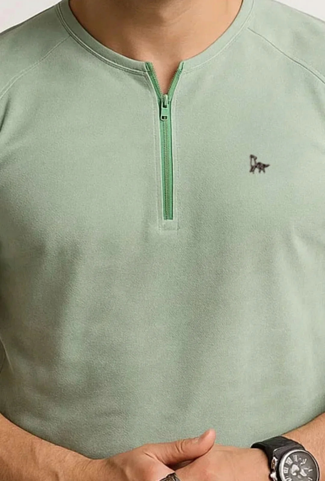 Camiseta Suede c/ Zipper Leon