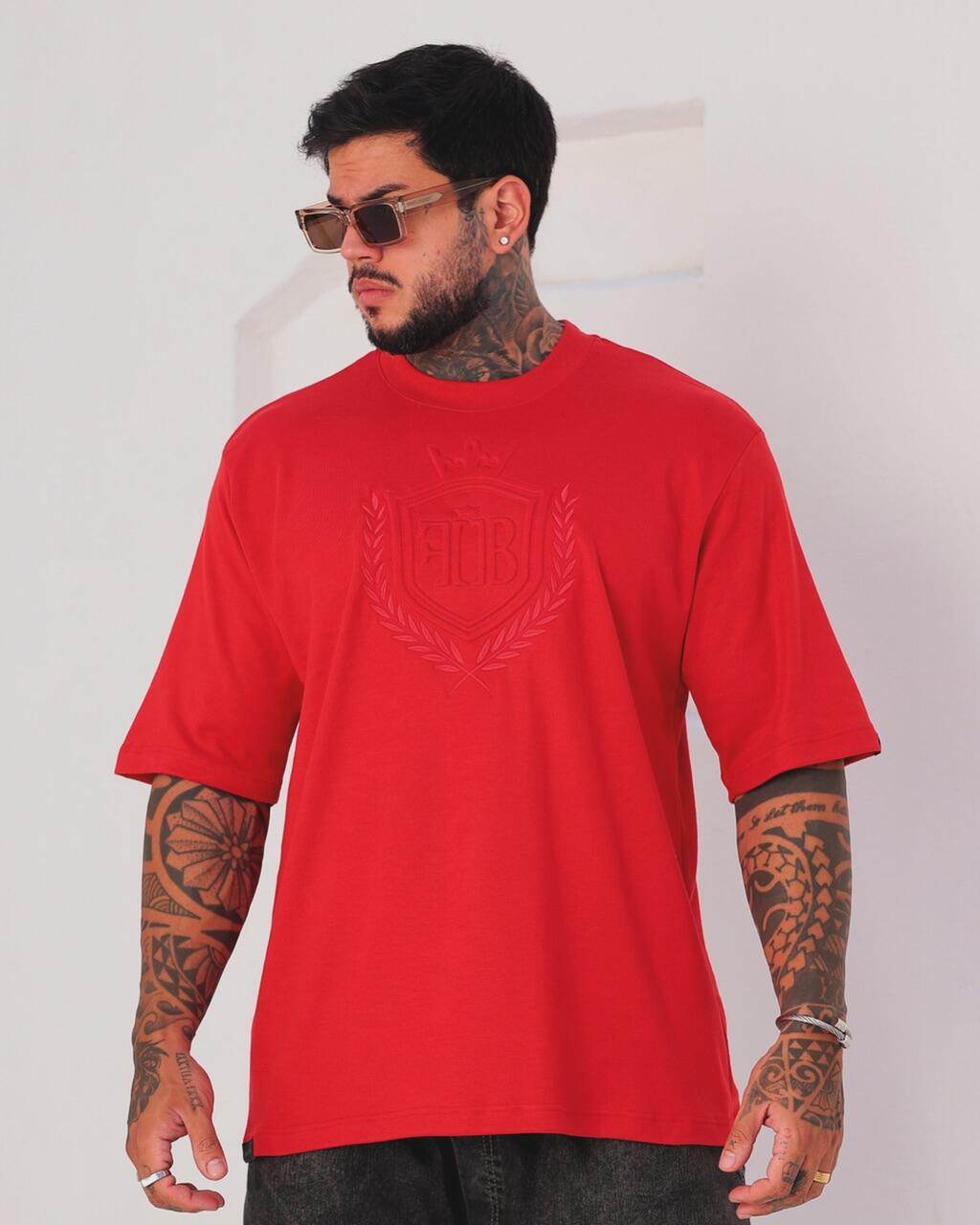 Camiseta Oversized Brasão Relevo FB Leon - Leon Elegance