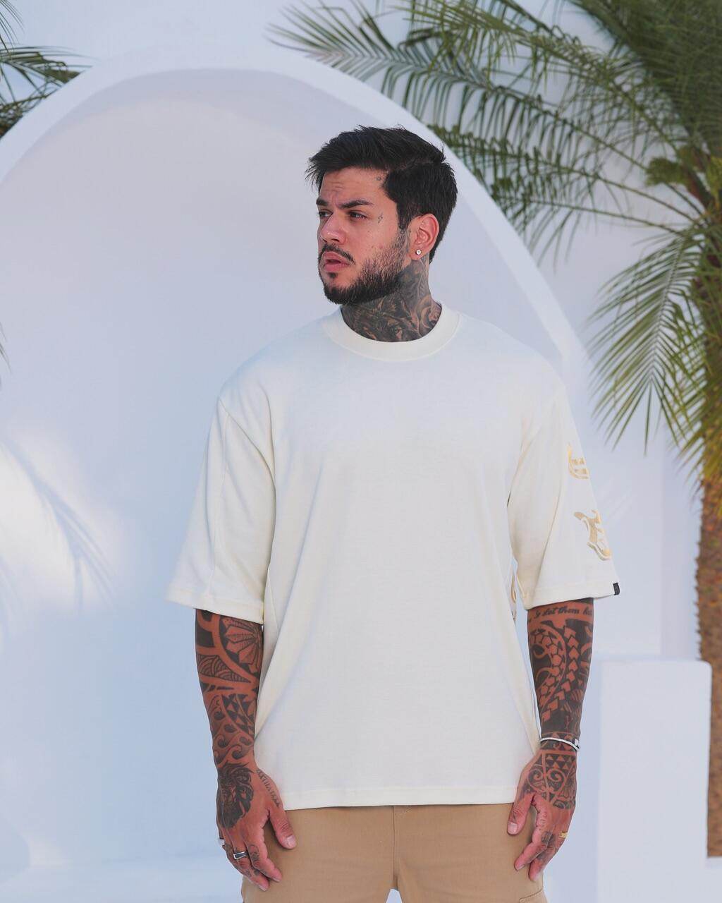 Camiseta Oversized Recorte CLTN Leon - Leon Elegance