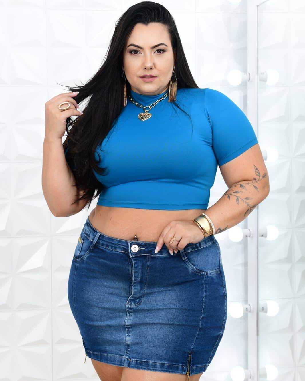 Cropped Em Poliamida Gola Alta Leon - Leon Elegance