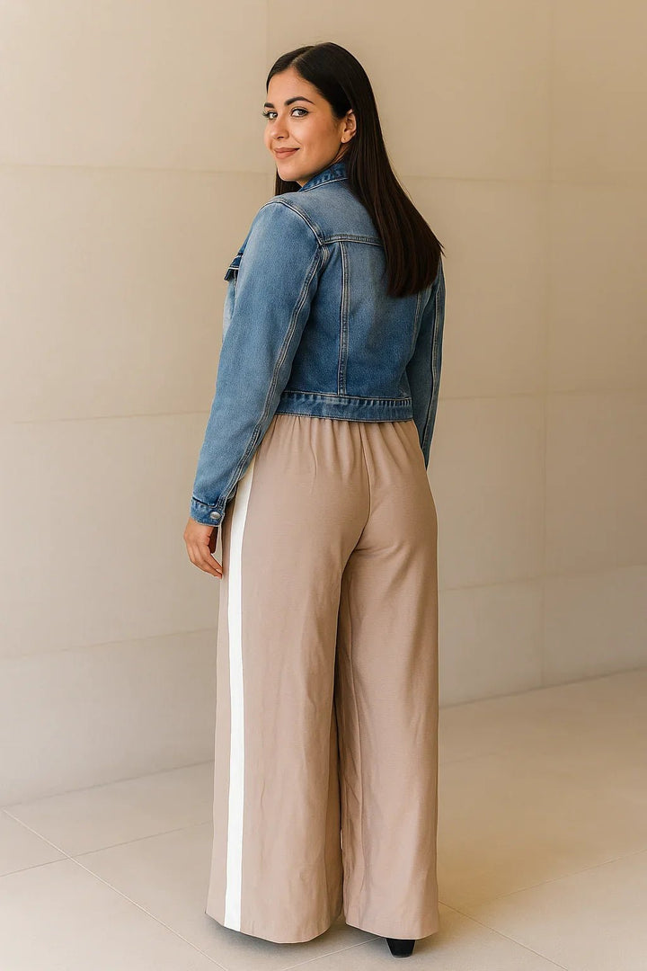 Calça Conforto Feminina Bege Listra Lateral Branca - Leon Elegance