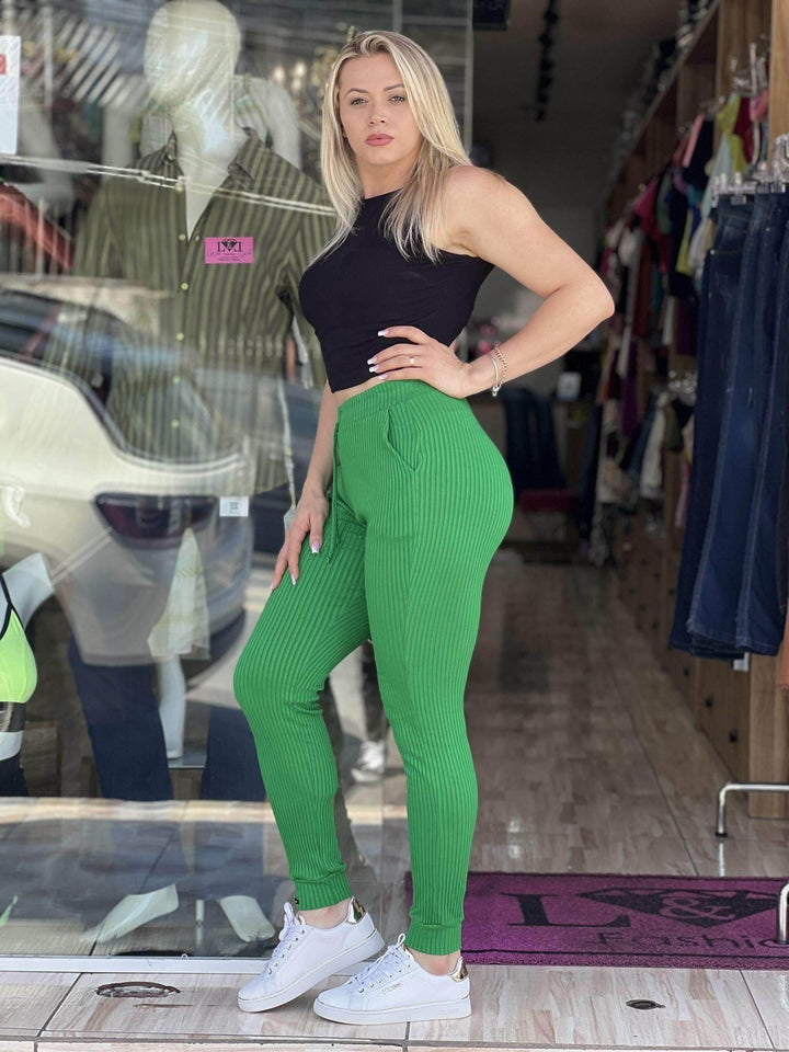 Calça Femme Mom Canelada Leon - Leon Elegance