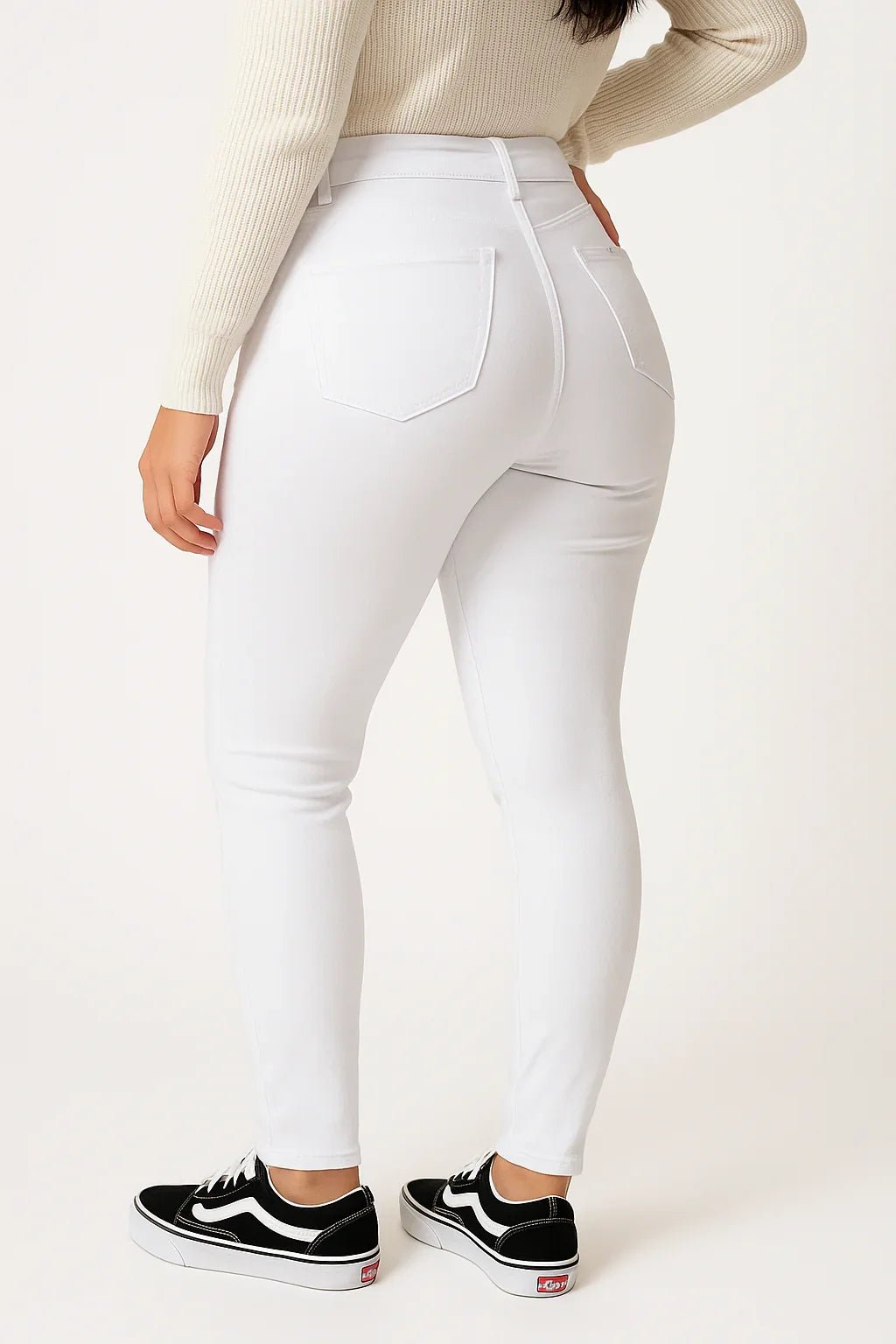 Calça Jeans Feminina Skinny Branca Básica sol - Leon Elegance