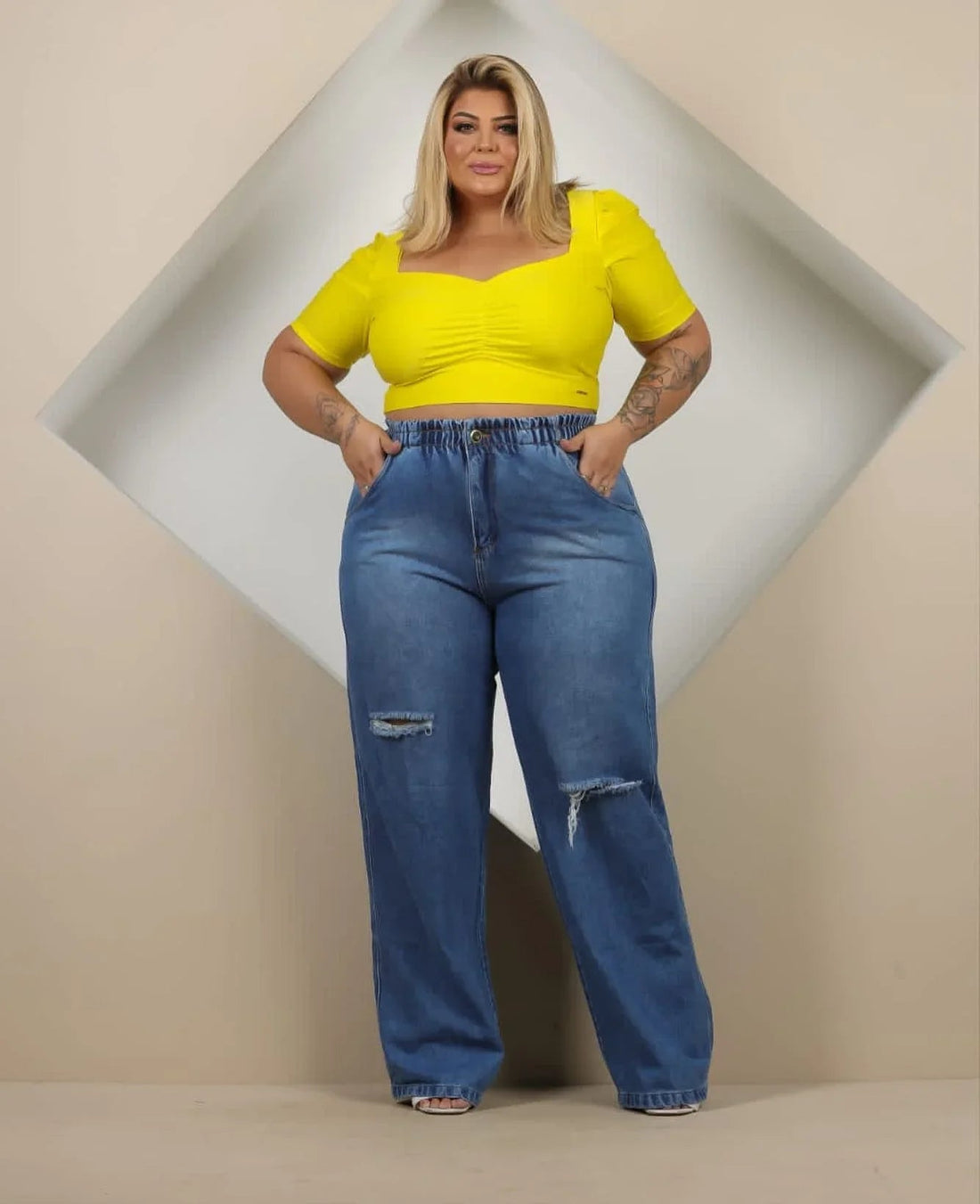 Calça Jeans Plus Size Fofinha Wide Leg Destroyed - Leon Elegance