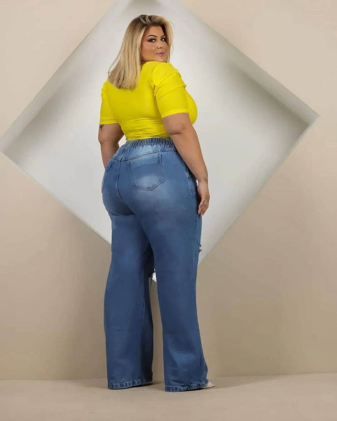 Calça Jeans Plus Size Fofinha Wide Leg Destroyed - Leon Elegance