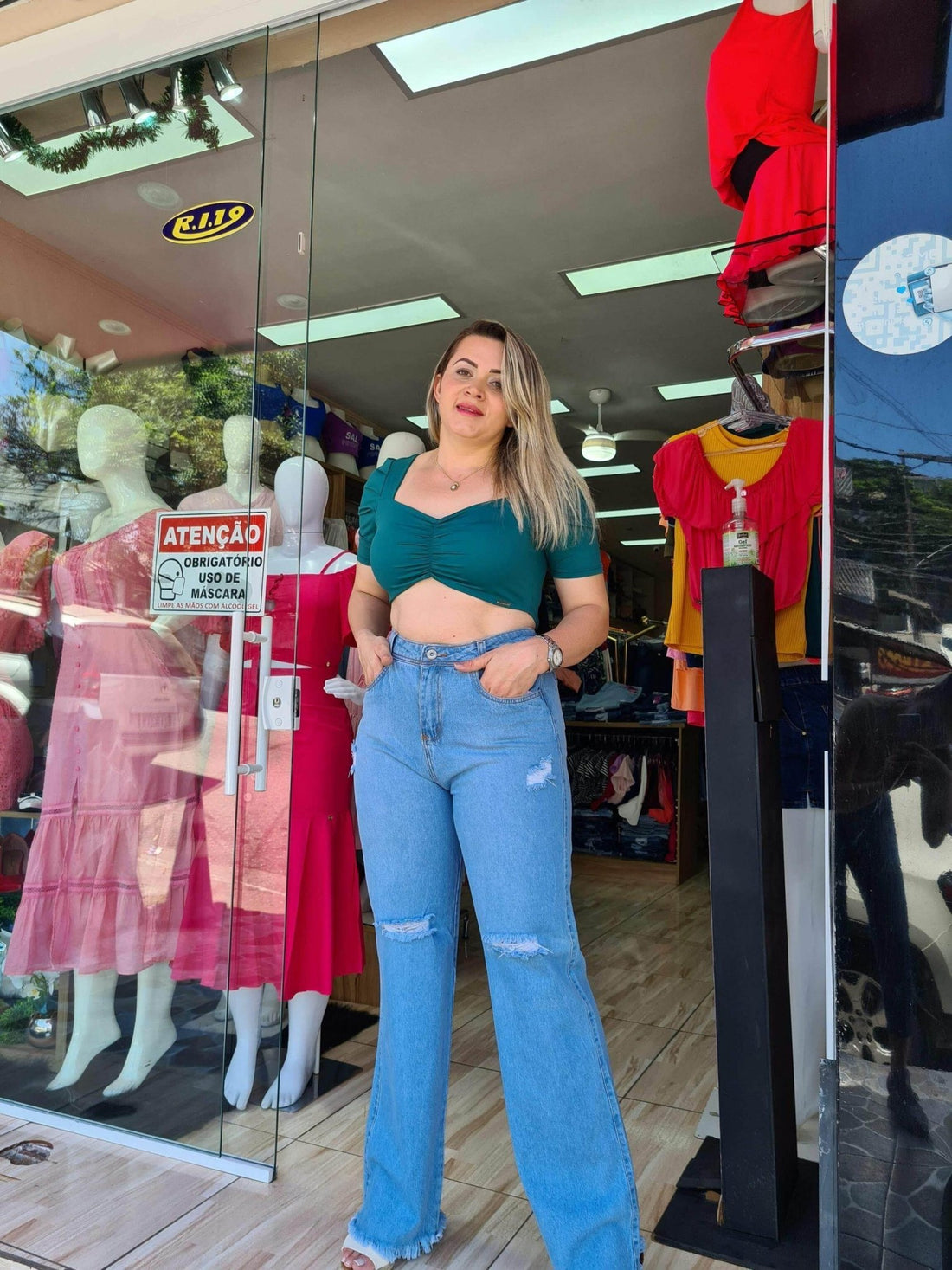 Calça Jeans Wide Leg Com Rasgos Leon - Leon Elegance