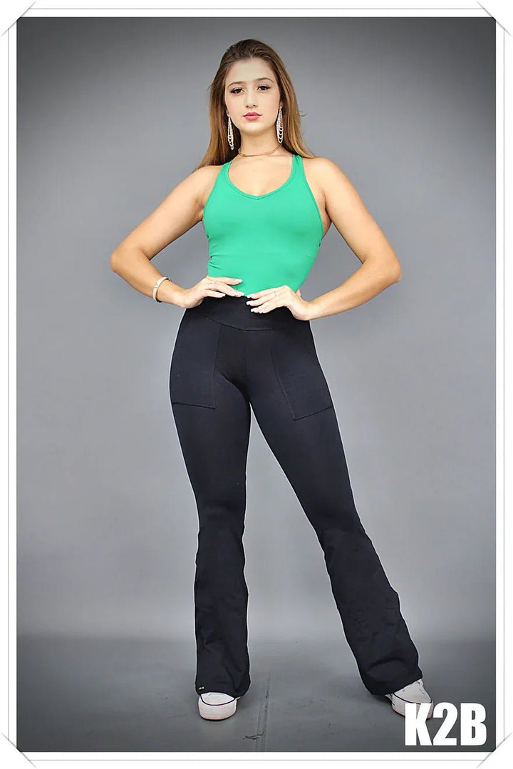 Calça Legging Flare com Bolso Nirelia Leon - Leon Elegance