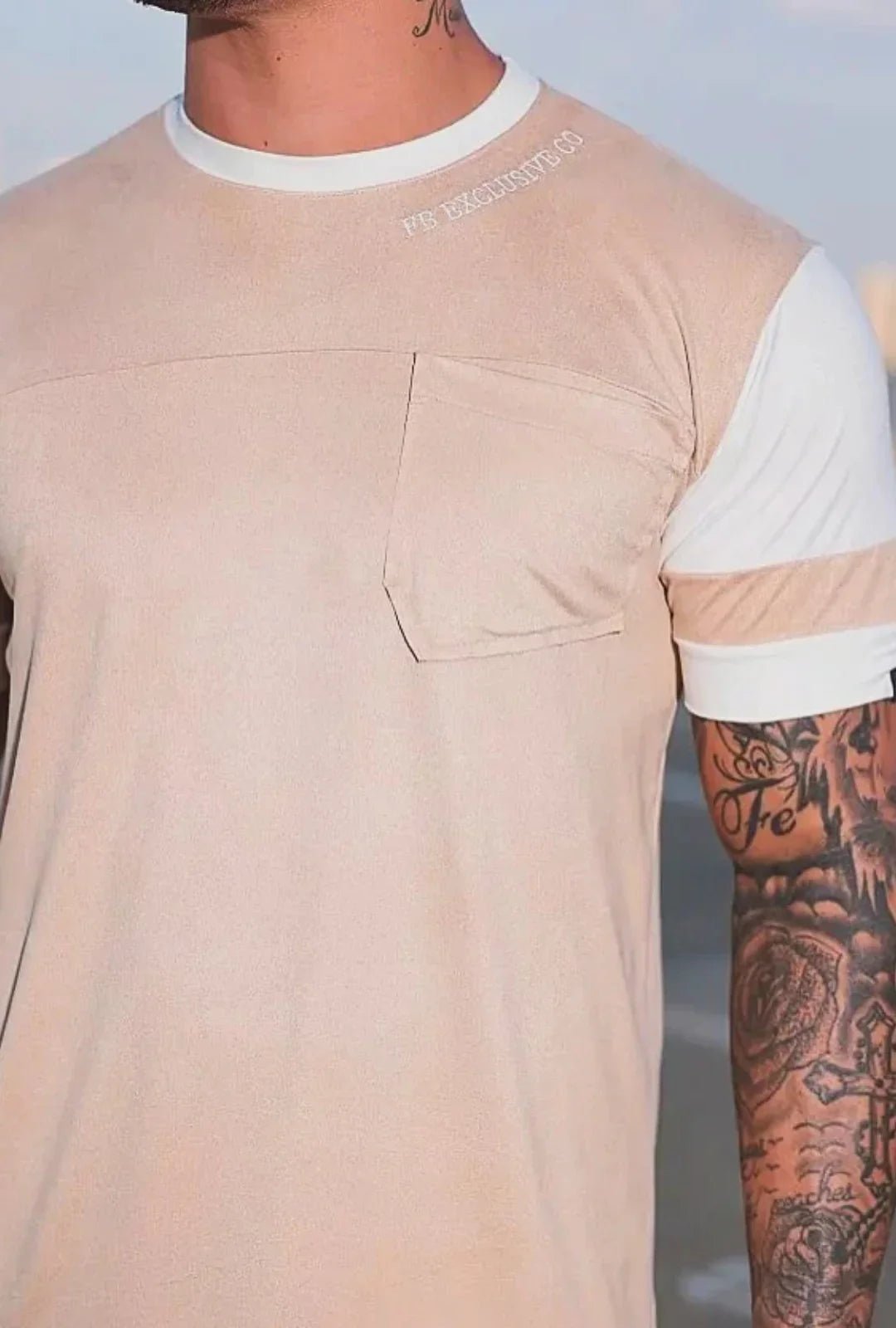 Camiseta FB Slim Suede Recorte Vanilla - Leon Elegance