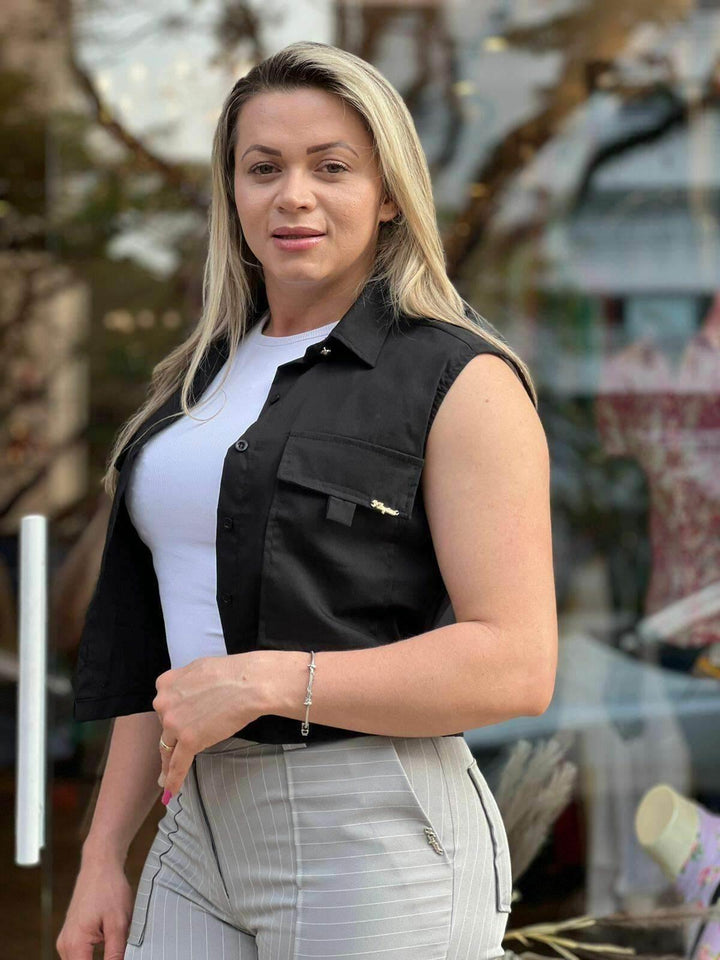 Colete Cropped Feminino com Bolso Leon - Leon Elegance