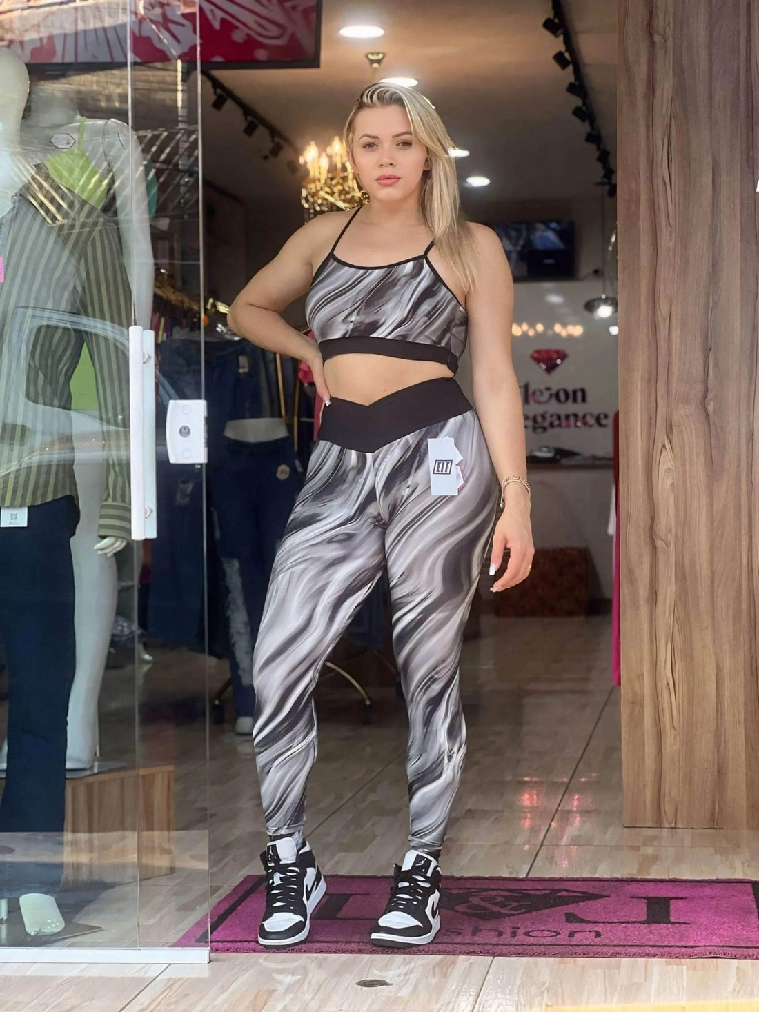 Conjunto Fitness Estampado Leon - Leon Elegance