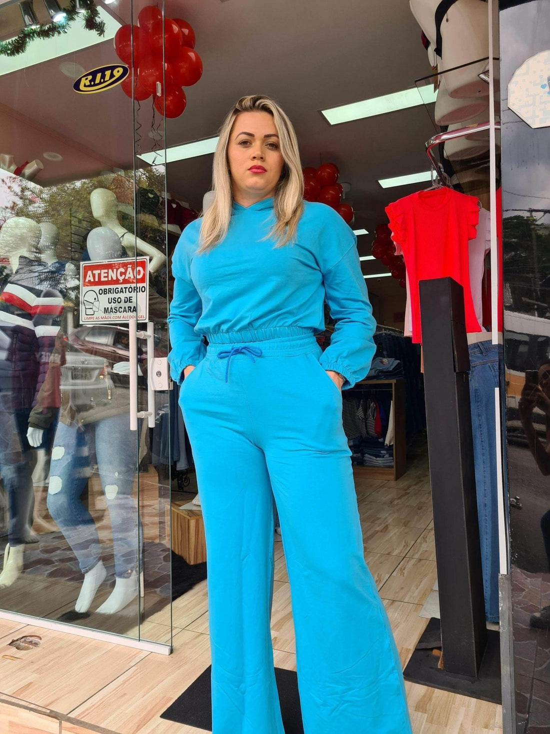 Conjunto Moletinho Com Capuz Leon - Leon Elegance