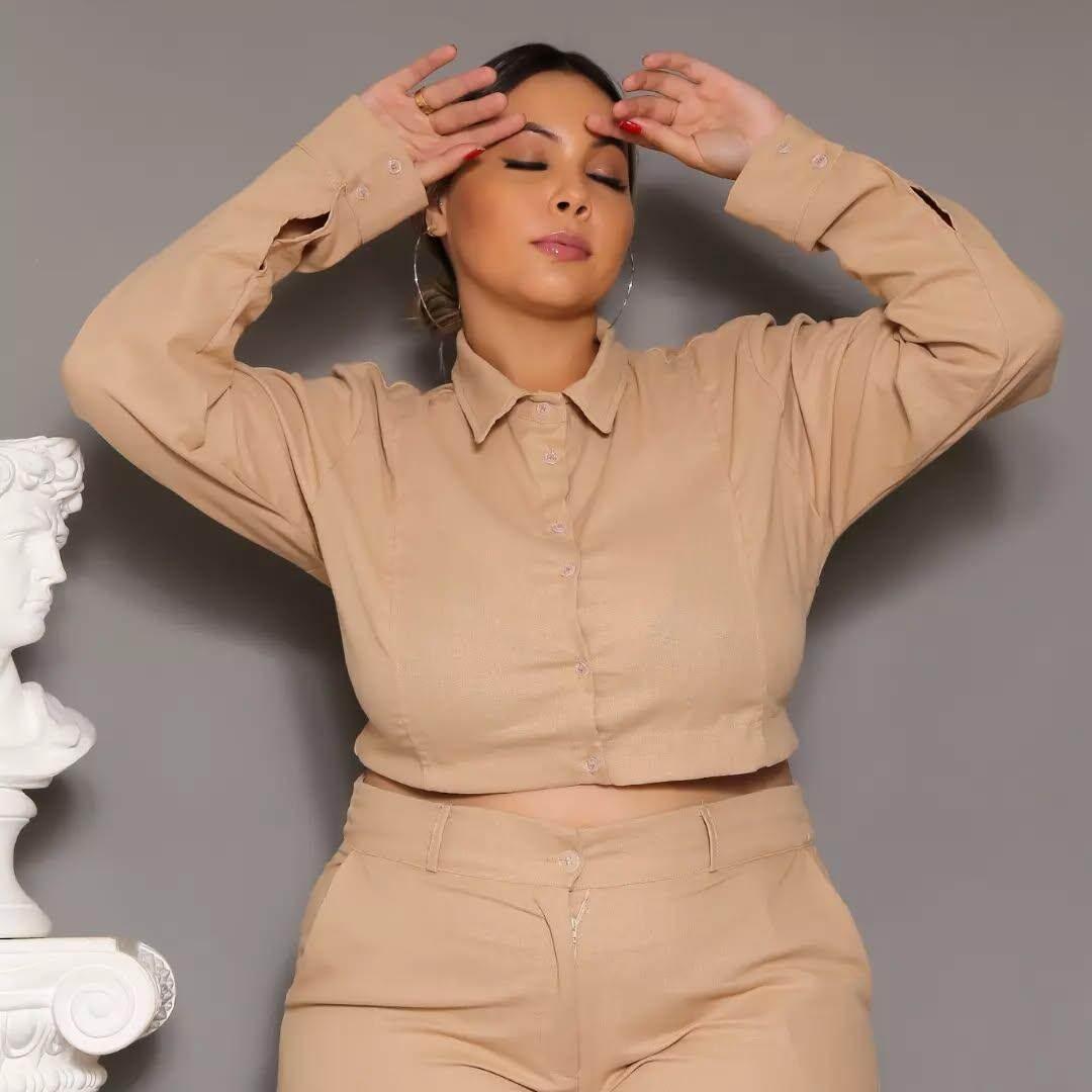 Conjunto Poética Plus Cropped e Pantalona Leon - Leon Elegance