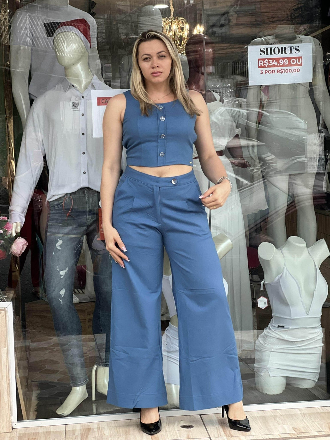 Cropped Feminino Linho Detalhe Botões Leon - Leon Elegance