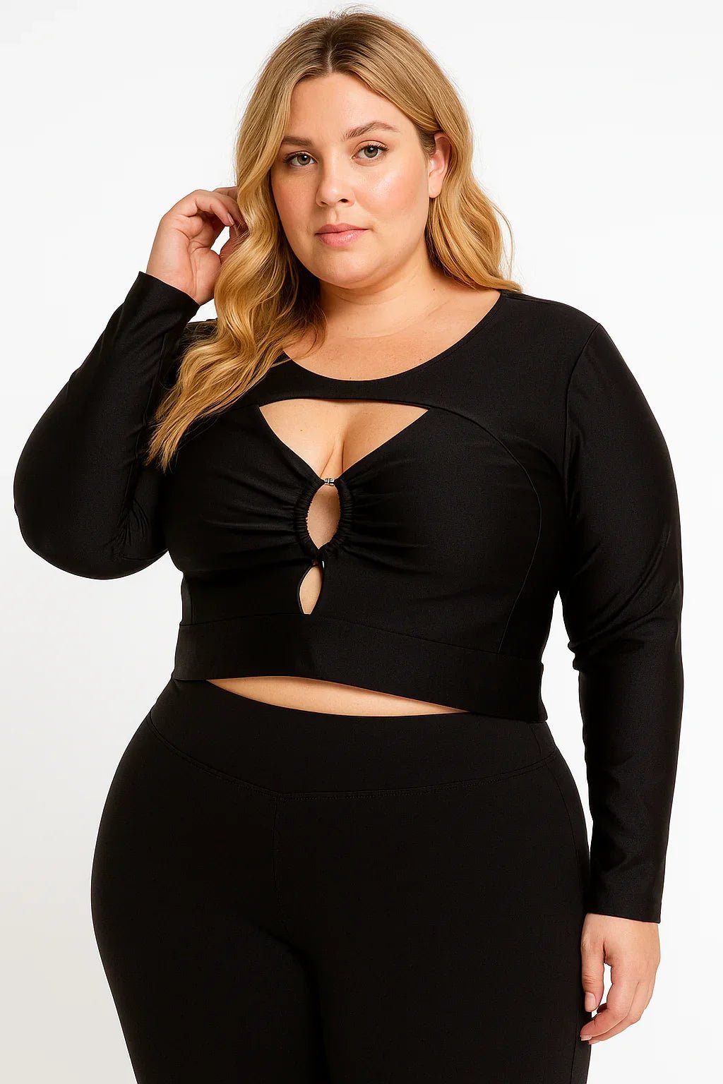 Cropped Manga Longa Recorte Frontal Plus Size Fofofinha - Leon Elegance