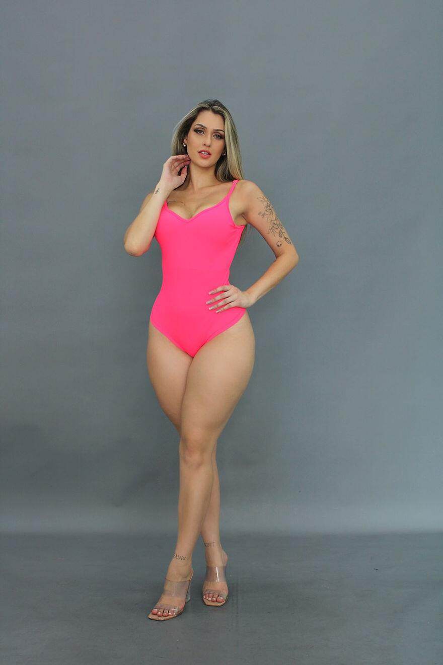 Body Maeva Canelado Leon - Leon Elegance