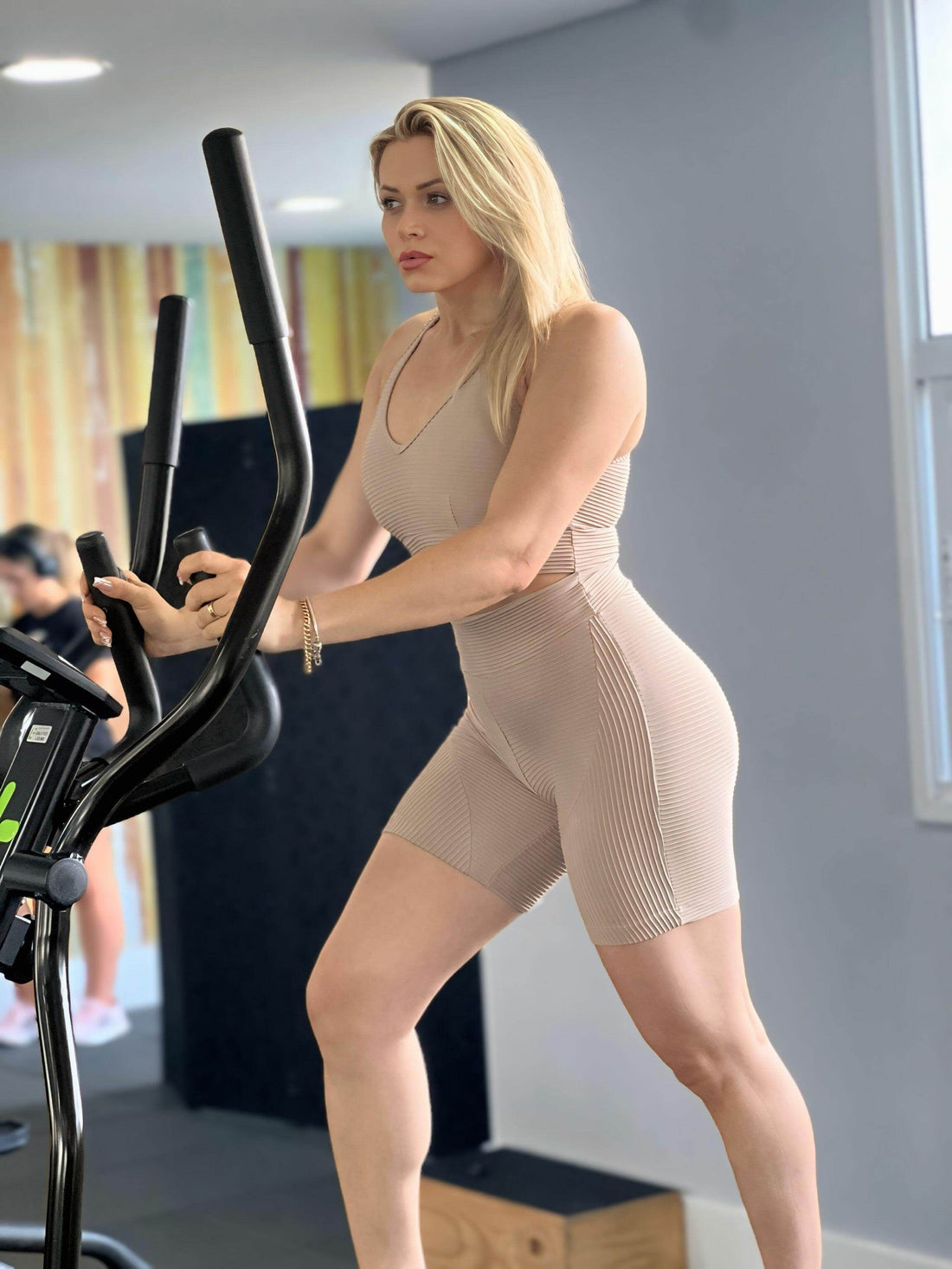 Conjunto Fitness de Poliamida Nuar Leon - Leon Elegance