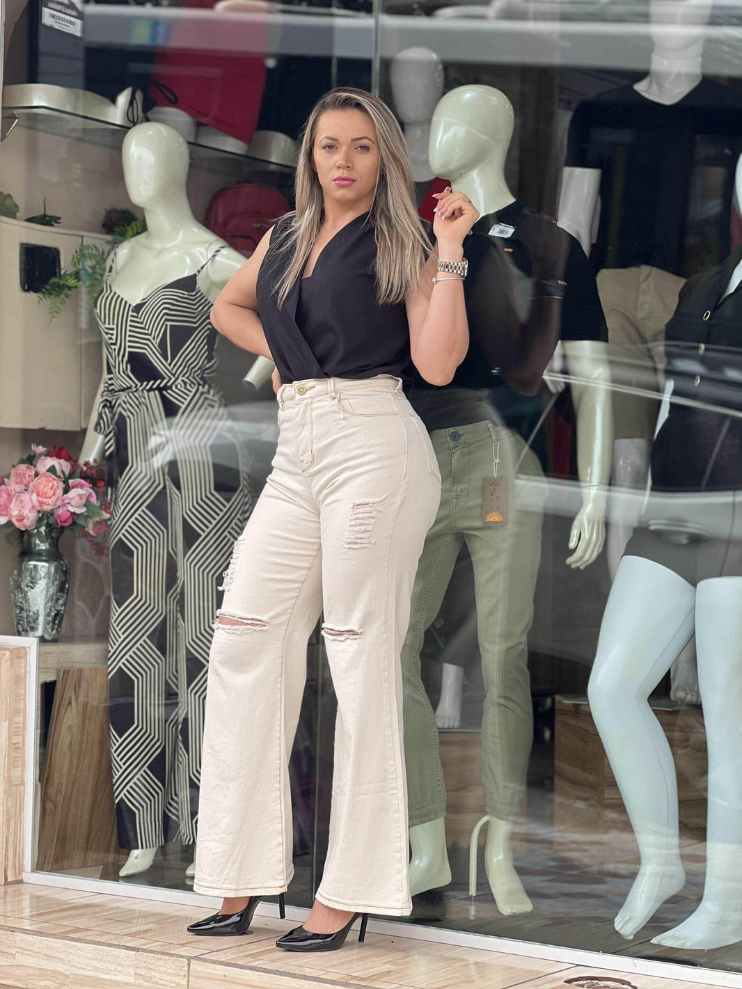 Calça De Sarja Wide Leg Destroyed Off White Leon - Leon Elegance