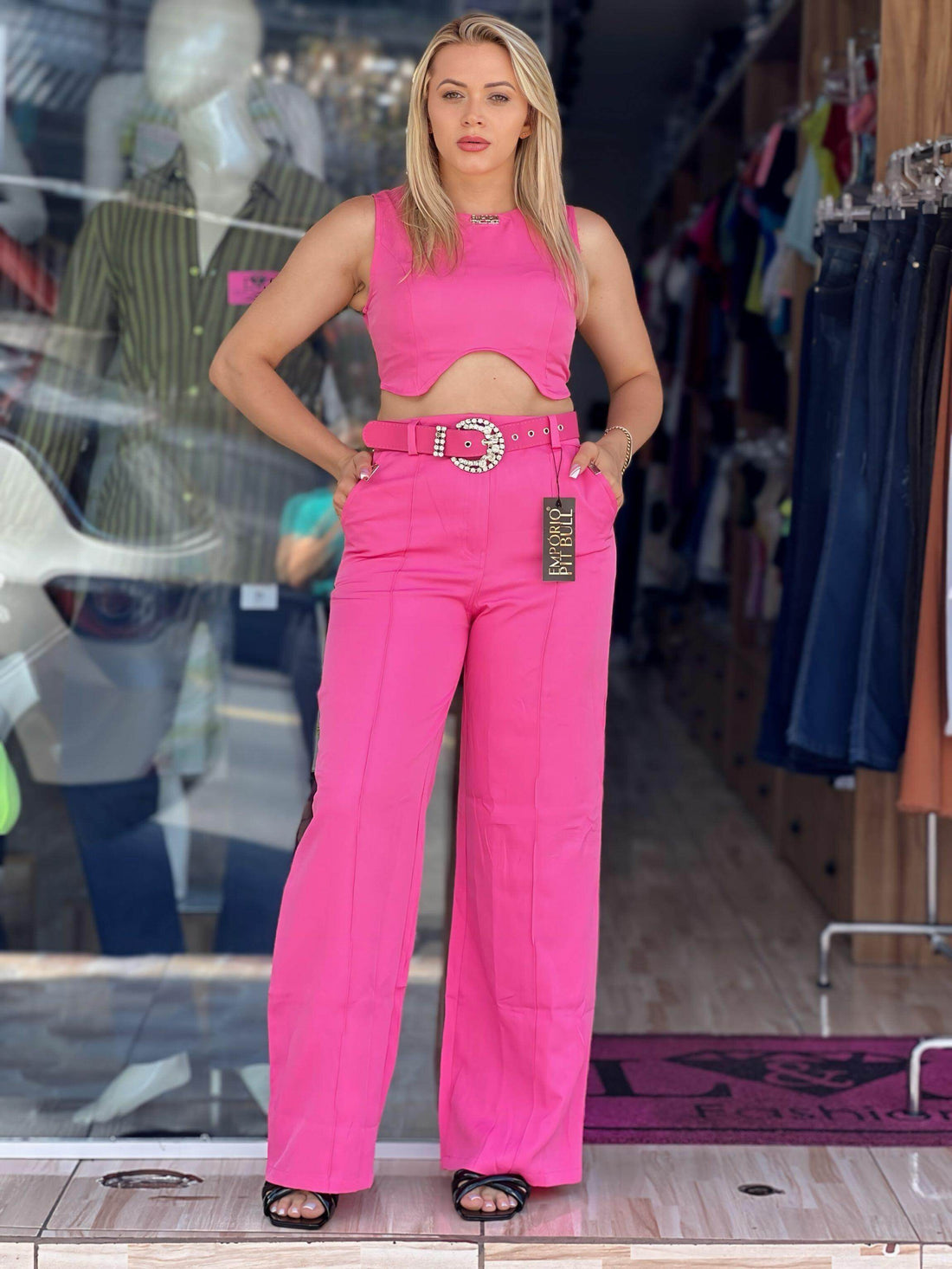 Conjunto Serena Cropped e Calça com Cinto Leon - Leon Elegance