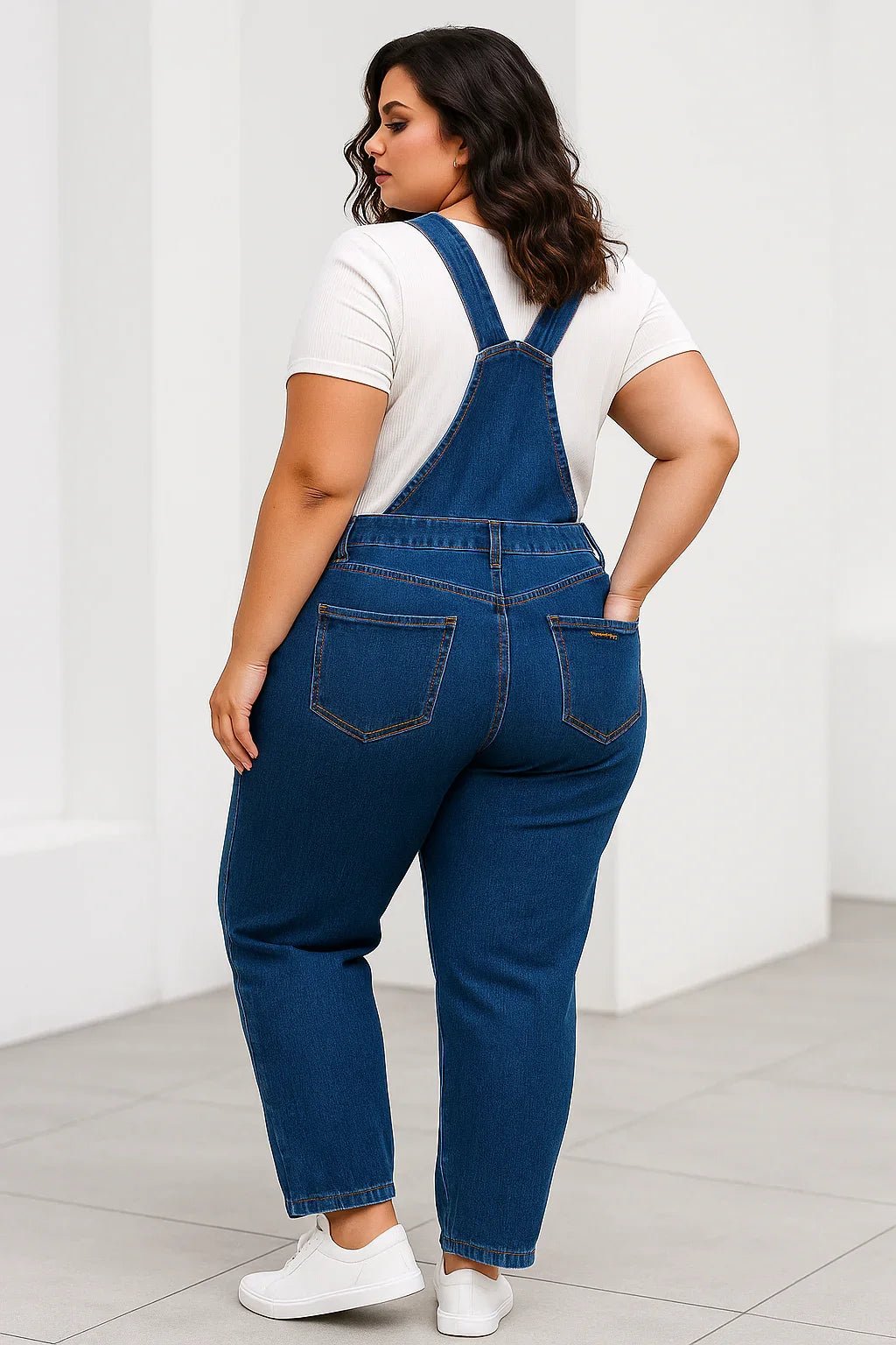 Jardineira Jeans Azul FoFinha Plus Size Feminina - Leon Elegance
