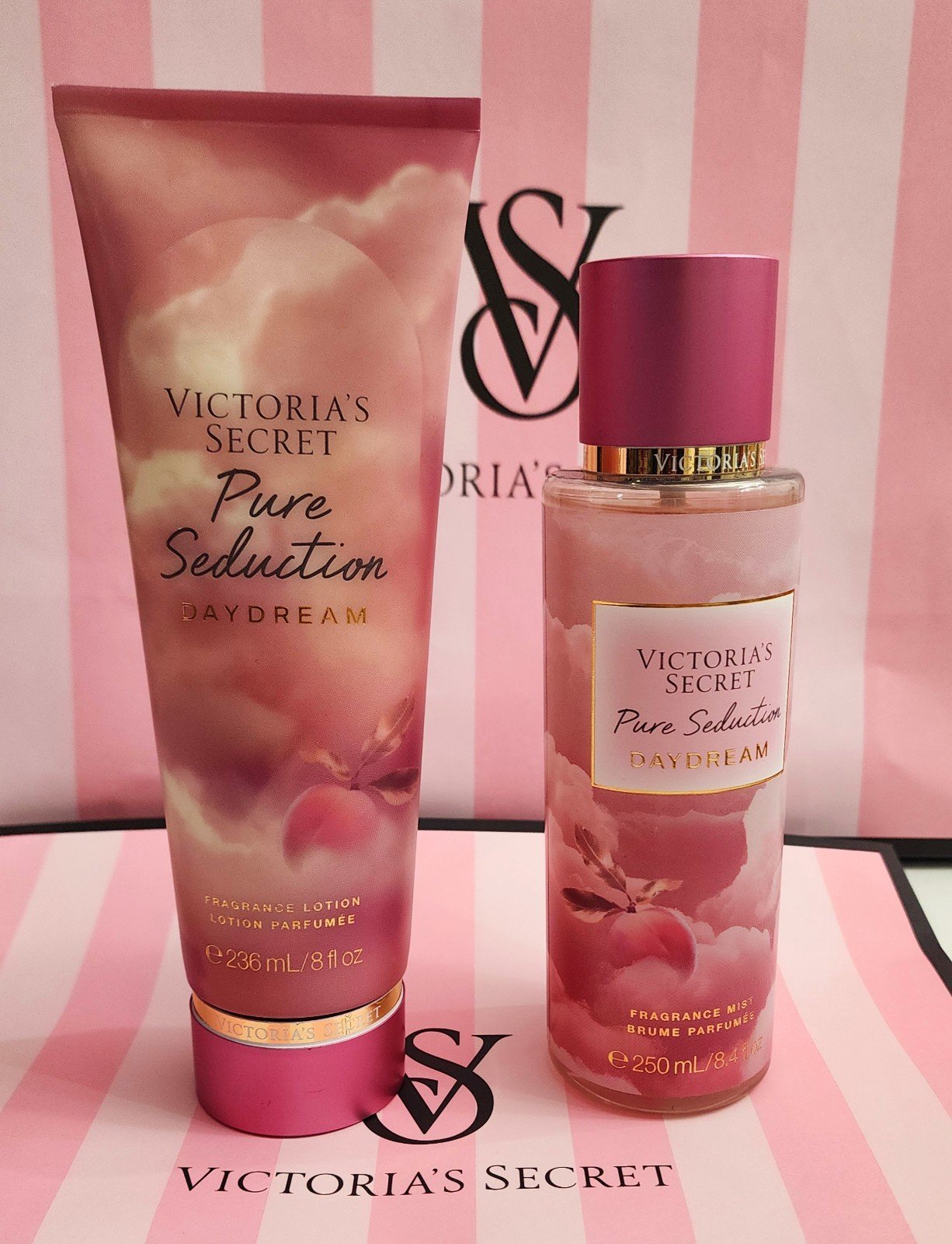 Kit Victoria’s Secret Pure Seduction Daydream Body Splash 250ml + Hidratante 236ml - Leon Elegance