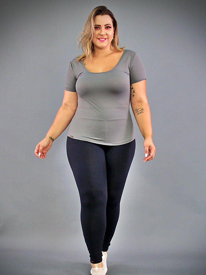 Blusa Fitness Rosiclane Leon - Leon Elegance