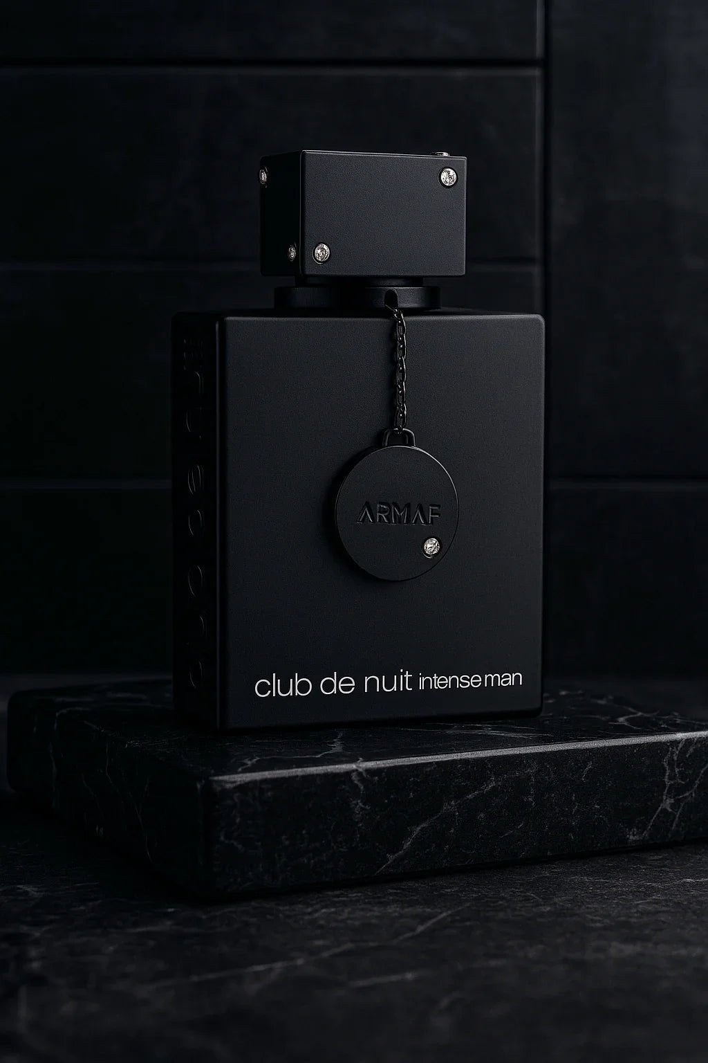 Perfume Armaf Club de Nuit Intense Man Masculino 105ml - Leon Elegance