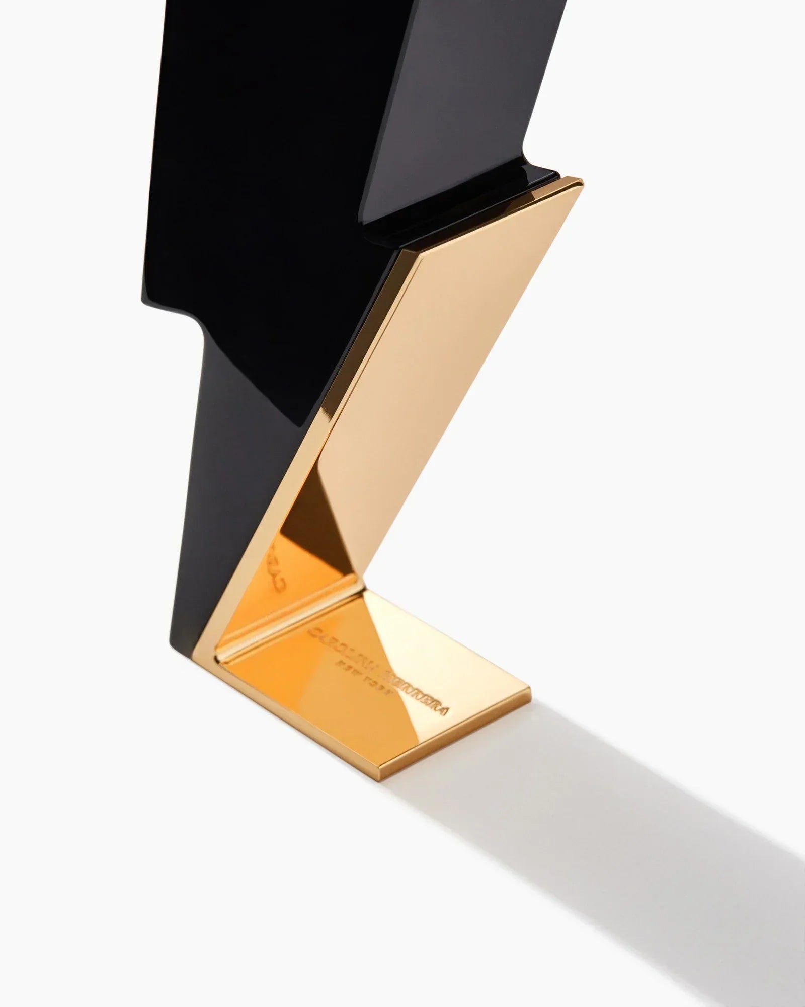 perfume carolina herrera bad boy masculino eau de toilette 100ml - Leon Elegance