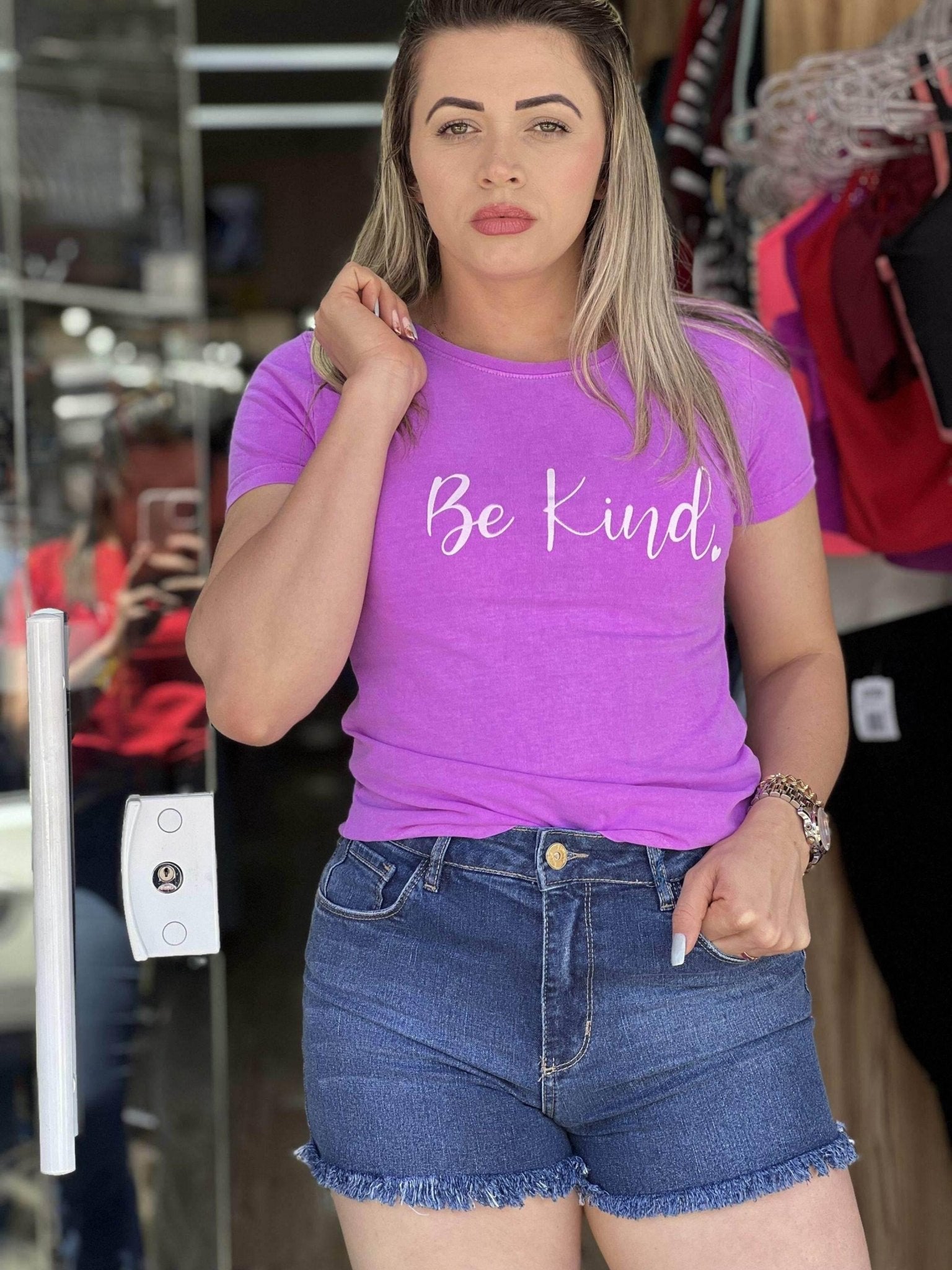 Tshirt Femme Be Kind Leon - Leon Elegance