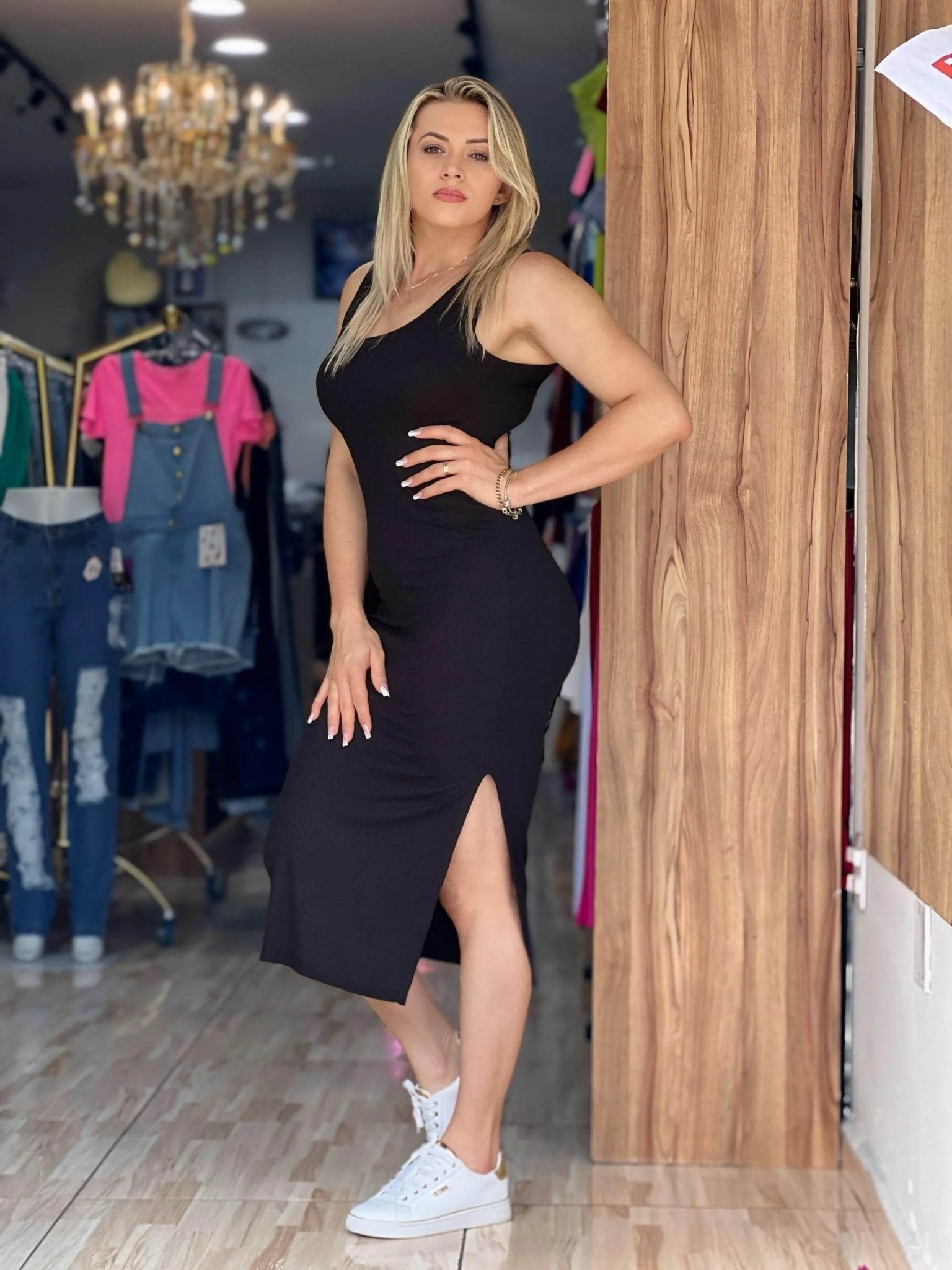 Vestido Canelado Preto One Shoulder - Leon Elegance